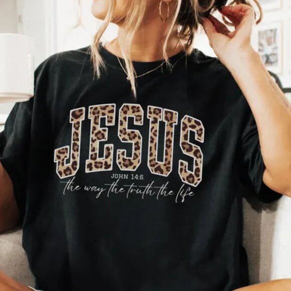 Tops - The Way The Truth The Life Shirt, Graphic Christian Shirt, Thanksgiving Gift